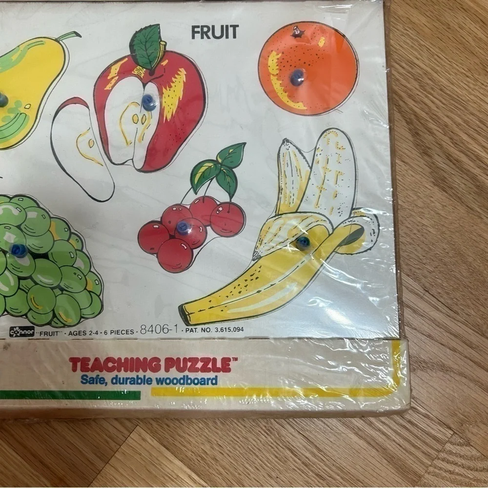 Vintage Learning Puzzle NEW Fruit Teaching Wooden Peg Pieces Baby